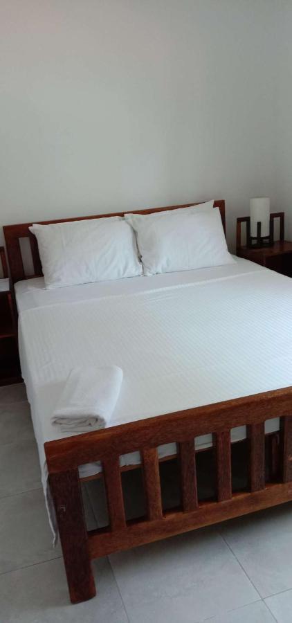 Amssler Beach Stay 칼루타라 외부 사진