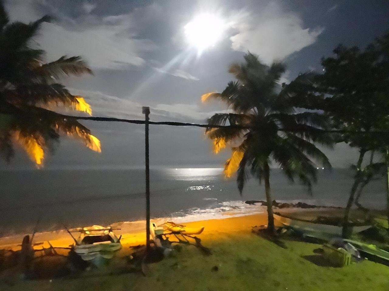 Amssler Beach Stay 칼루타라 외부 사진