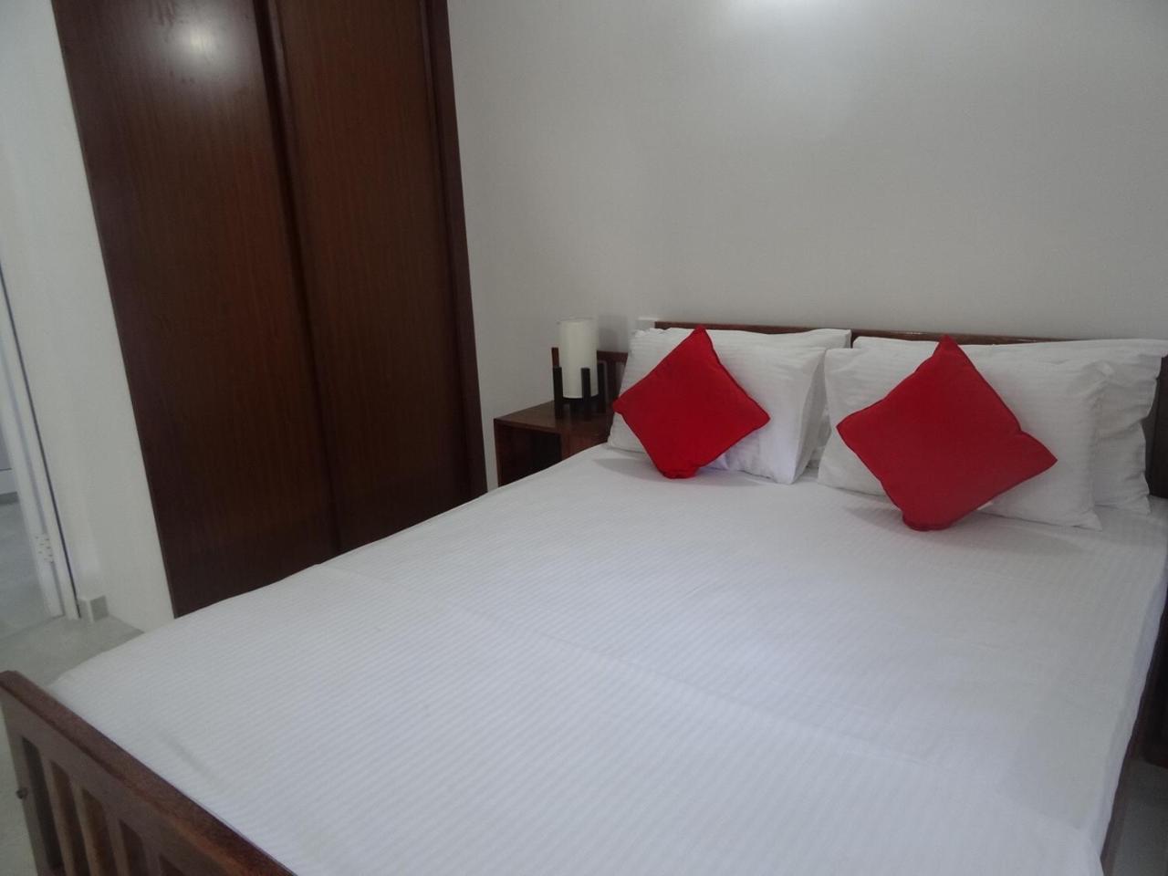 Amssler Beach Stay 칼루타라 외부 사진