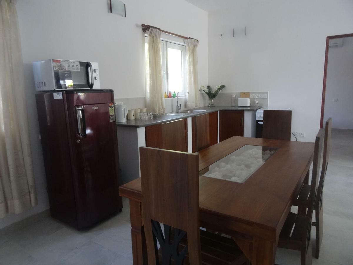 Amssler Beach Stay 칼루타라 외부 사진